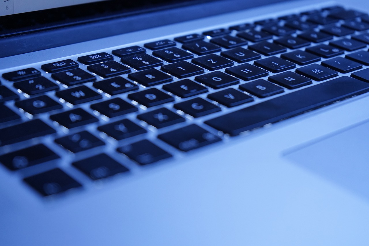 laptop, macbook, apple, lighting, edp, keyboard